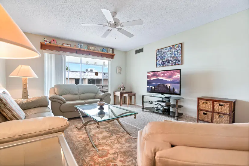 Picture of 12019 W Greenway Drive 205, Royal Palm Beach FL 33411