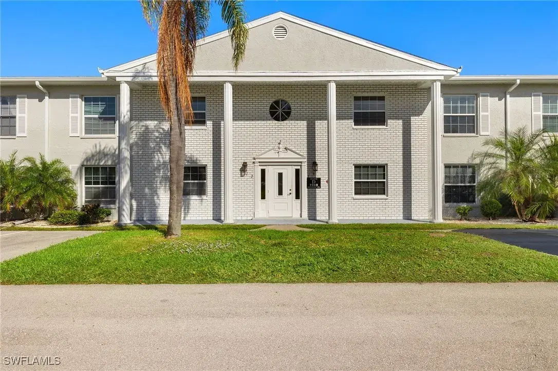 Picture of 7068 Nantucket Cir 3, North Fort Myers, FL 33917