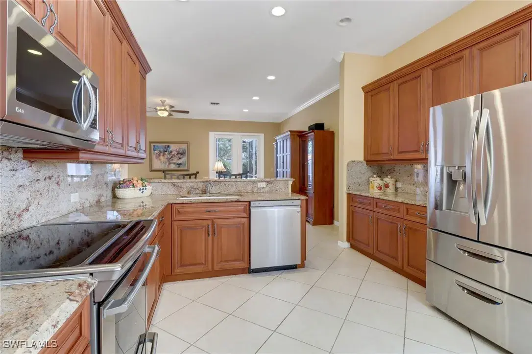 Picture of 20167 Castlemaine Ave, Estero, FL 33928