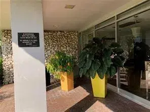 Picture of 7877 Golf Circle Dr 211, Margate FL 33063