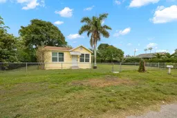 Picture of 337 E Obispo Avenue, Clewiston, FL 33440