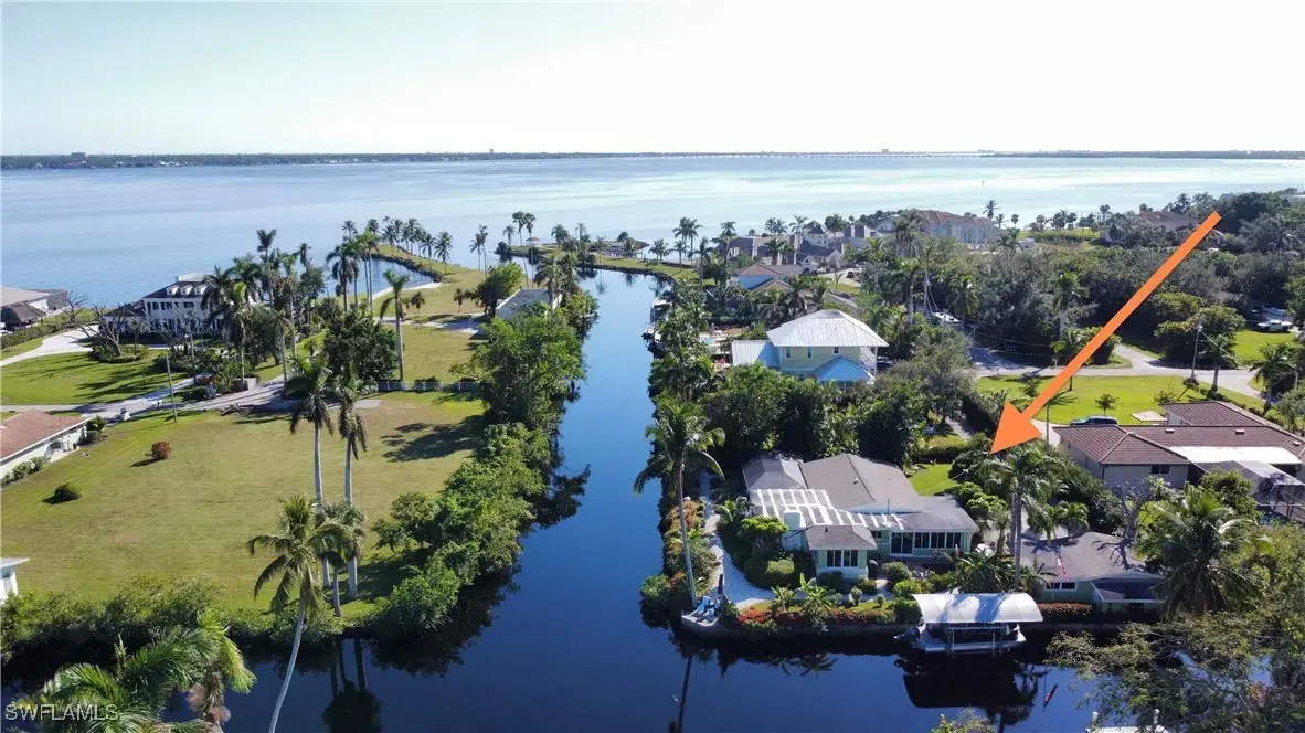 Picture of 68 Wolcott Dr, North Fort Myers, FL 33903