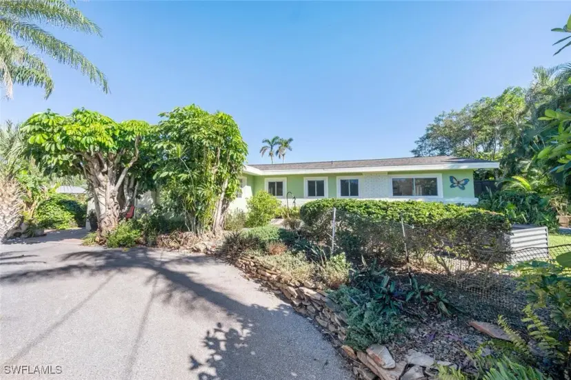 Picture of 68 Wolcott Dr, North Fort Myers FL 33903