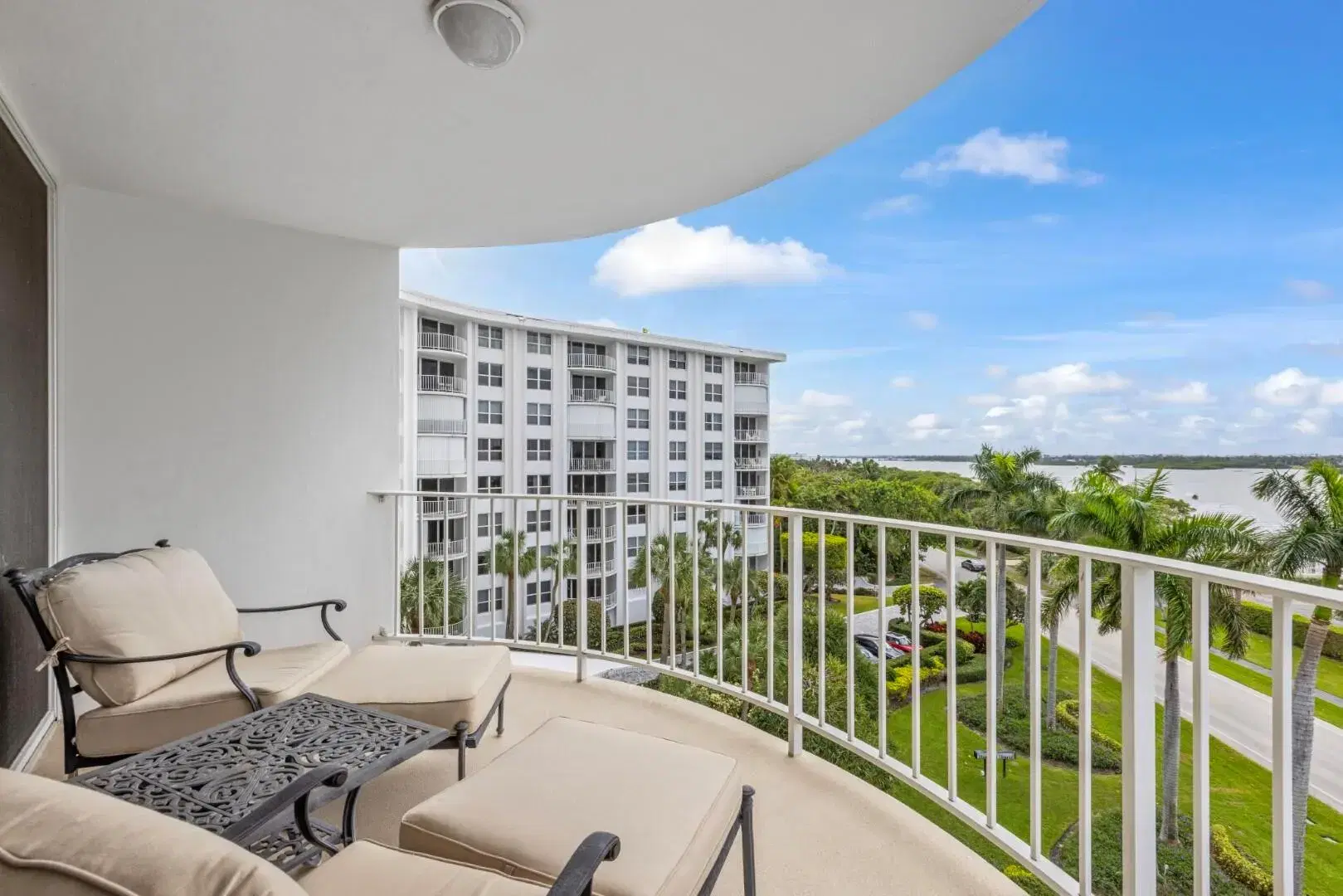 Picture of 2295 S Ocean Boulevard 616, Palm Beach, FL 33480
