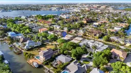 Picture of 1521 Chesapeake Ave B-2, Naples, FL 34102