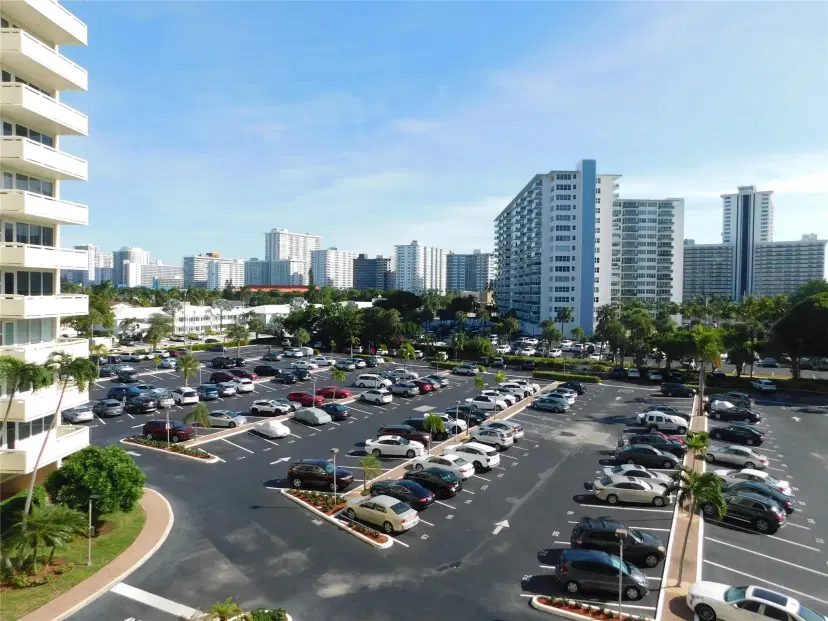 Picture of 3200 Ne 36 521, Fort Lauderdale FL 33308