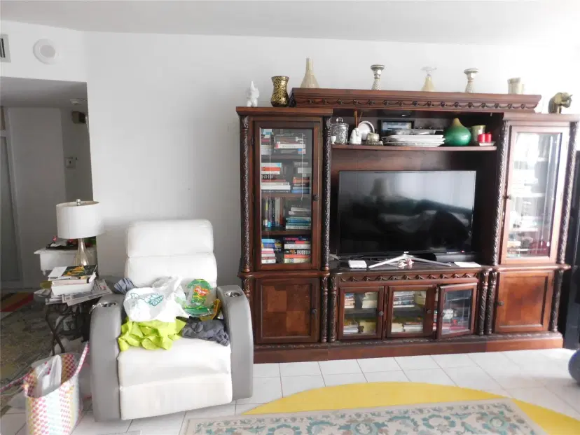 Picture of 3200 Ne 36 521, Fort Lauderdale FL 33308