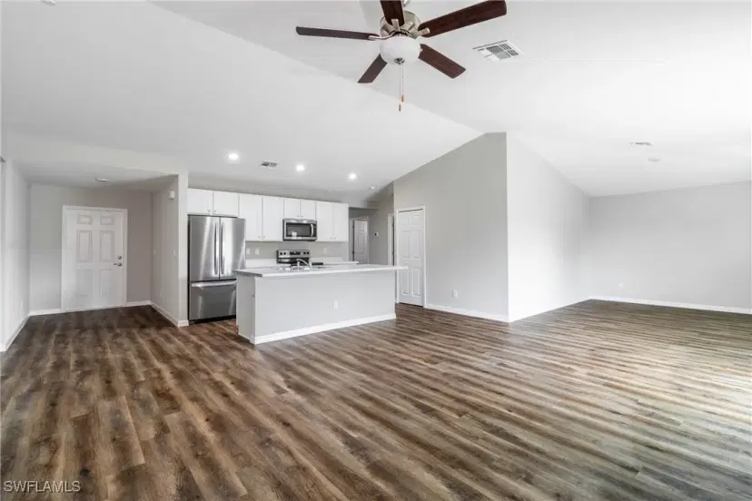 Picture of 1125 NE 32Nd Ln, Cape Coral FL 33909