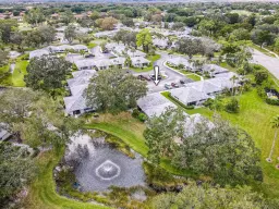 Picture of 911 Club Drive, Palm Beach Gardens, FL 33418
