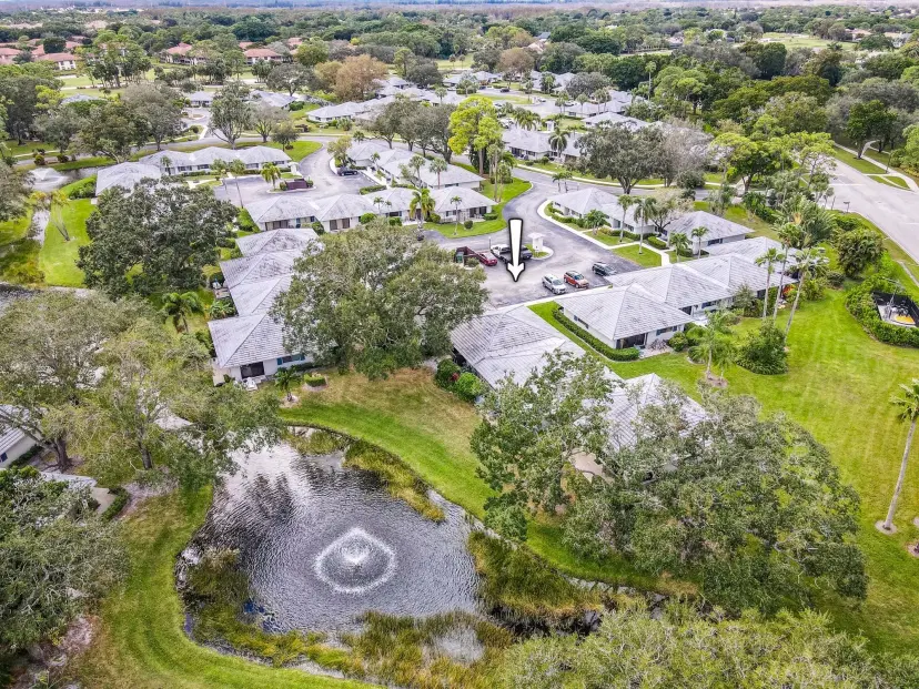 Picture of 911 Club Drive, Palm Beach Gardens FL 33418