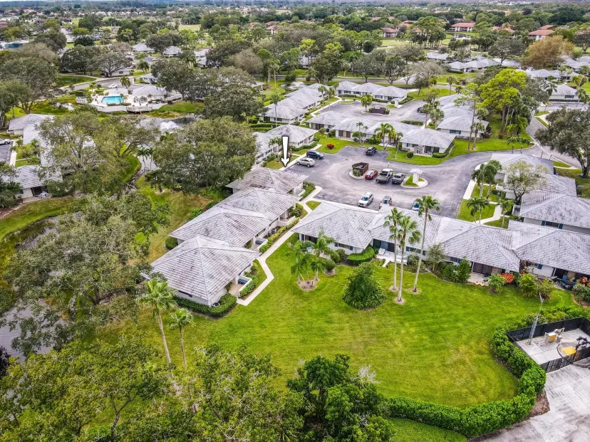 Picture of 911 Club Drive, Palm Beach Gardens FL 33418