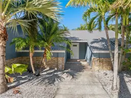 Picture of 1919 Everest Pkwy, Cape Coral, FL 33904