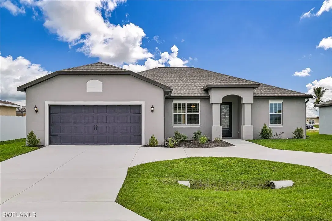 Picture of 537 SE 4Th St, Cape Coral, FL 33990