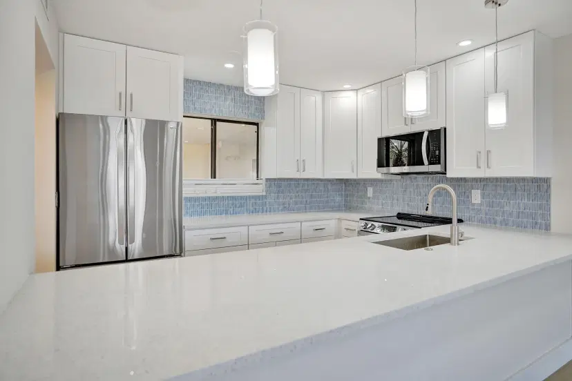 Picture of 5340 Las Verdes Circle 324, Delray Beach FL 33484