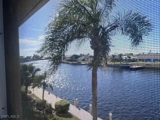 Picture of 4012 SE 12Th Ave 208, Cape Coral FL 33904