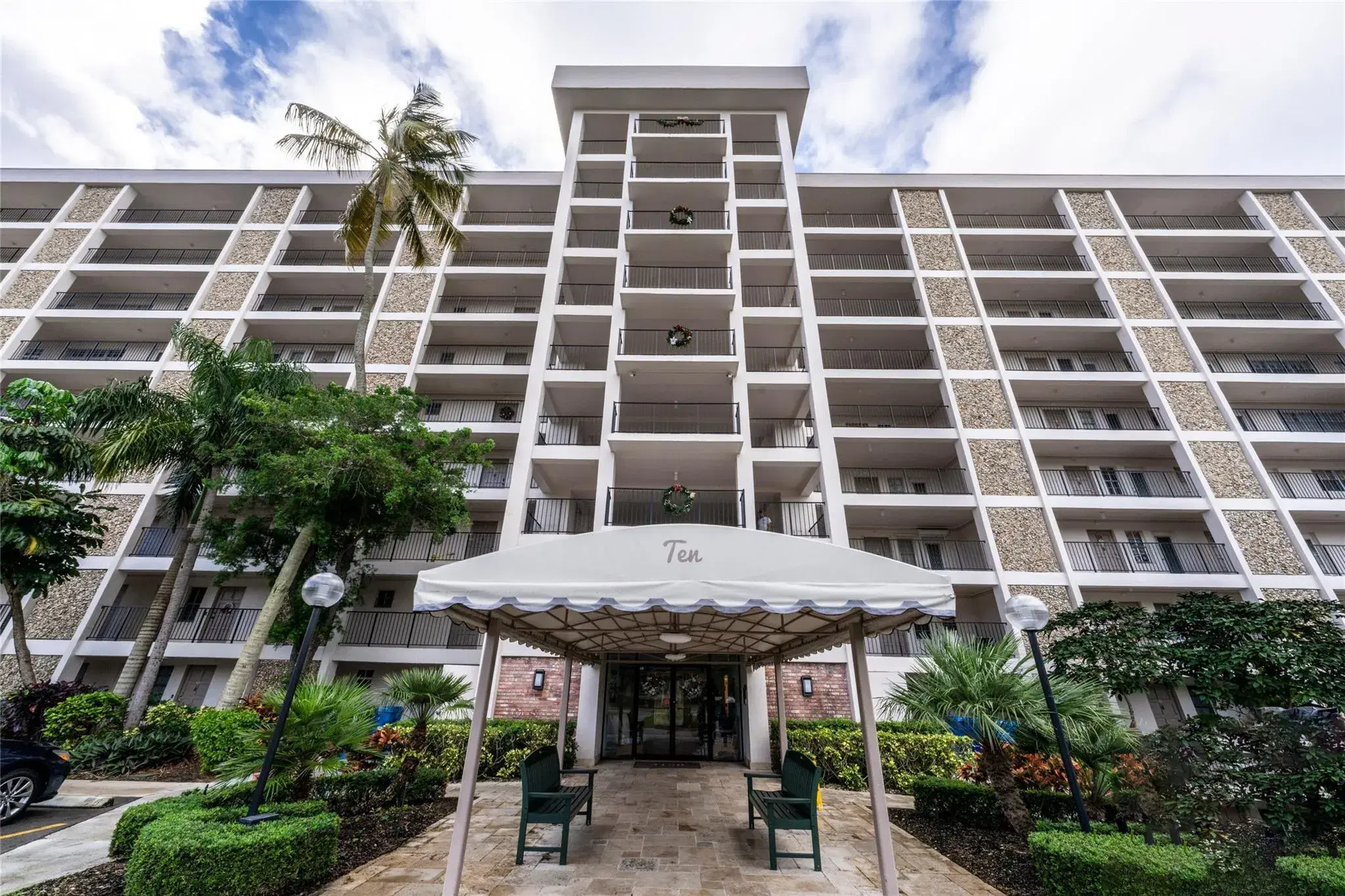 Picture of 3150 N Palm Aire Dr 803, Pompano Beach, FL 33069
