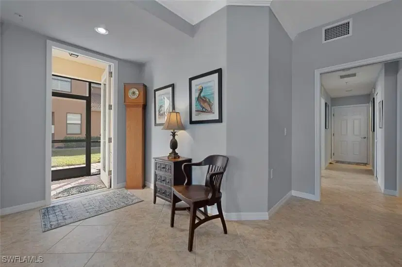 Picture of 10610 Smokehouse Bay Dr 102, Naples FL 34120