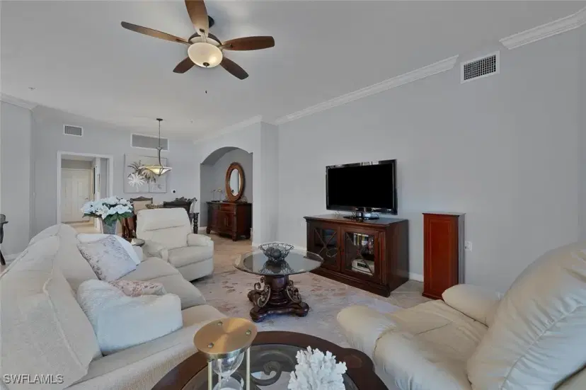 Picture of 10610 Smokehouse Bay Dr 102, Naples FL 34120