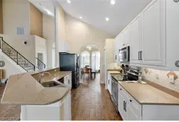 Picture of 3201 Midship Dr, North Fort Myers, FL 33903