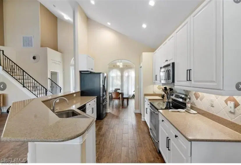 Picture of 3201 Midship Dr, North Fort Myers FL 33903