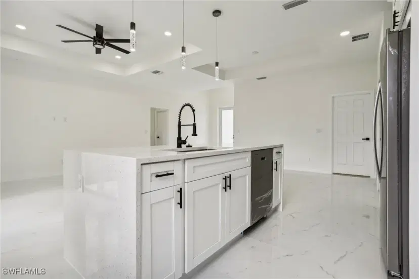 Picture of 6049 Higgins Ave, Fort Myers FL 33905