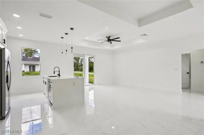 Picture of 6049 Higgins Ave, Fort Myers FL 33905