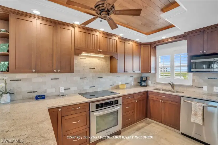 Picture of 12945 Vanderbilt Dr 505, Naples FL 34110