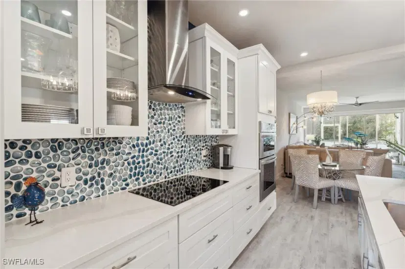 Picture of 1747 Reuven Cir 1703, Naples FL 34112