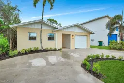 Picture of 807 108Th Ave N, Naples, FL 34108