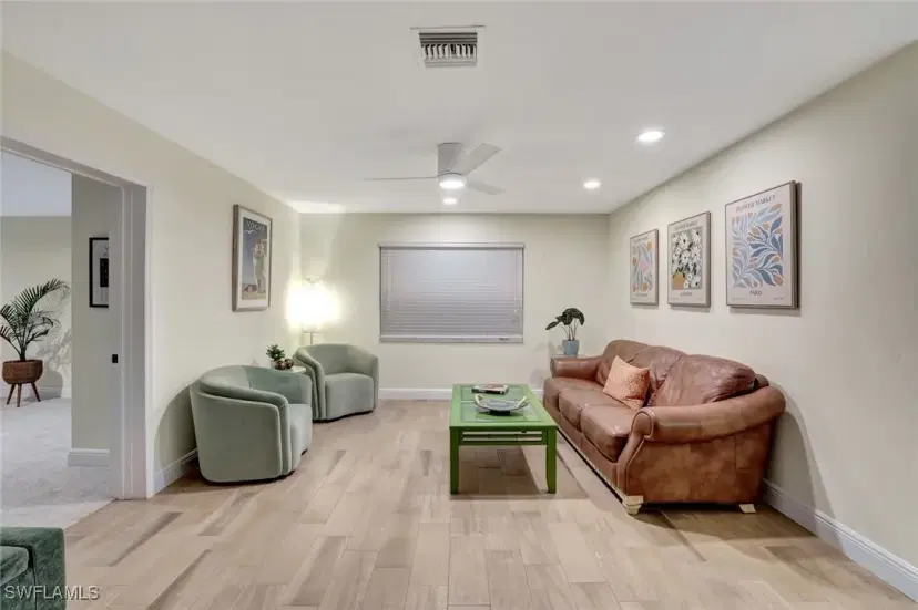 Picture of 807 108Th Ave N, Naples FL 34108