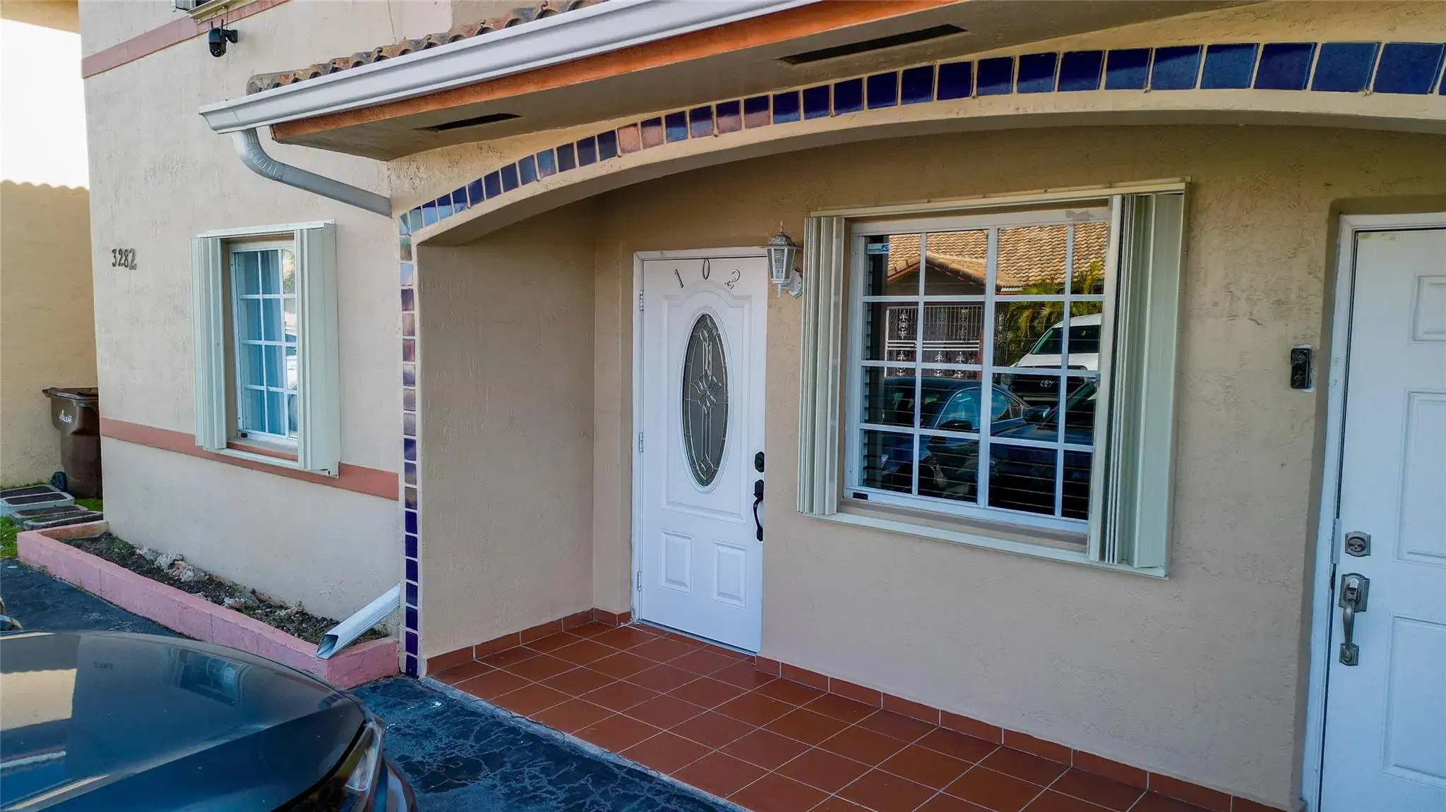 Picture of 3282 W 70Th St 102, Hialeah, FL 33018