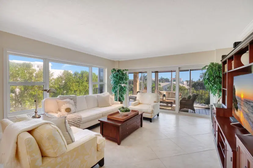 Picture of 200 Macfarlane Drive N-305, Delray Beach FL 33483