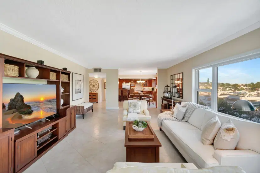 Picture of 200 Macfarlane Drive N-305, Delray Beach FL 33483