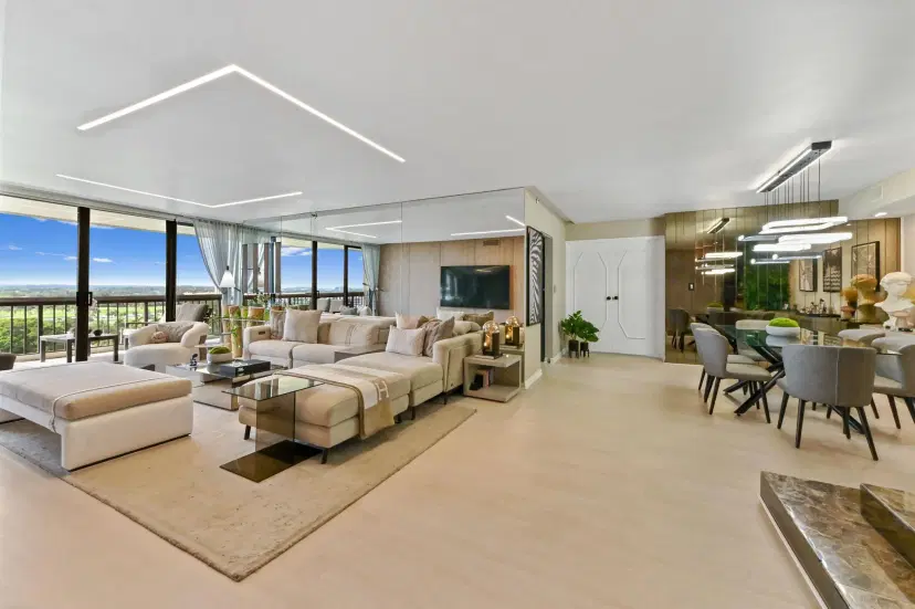 Picture of 1900 Consulate Place 1205, West Palm Beach FL 33401