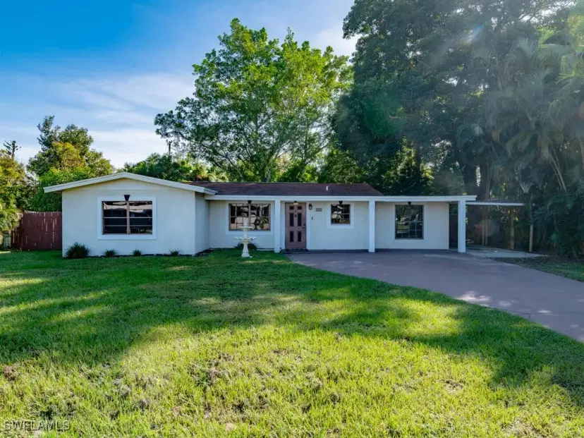 Picture of 1686 Temple Ter, North Fort Myers FL 33917