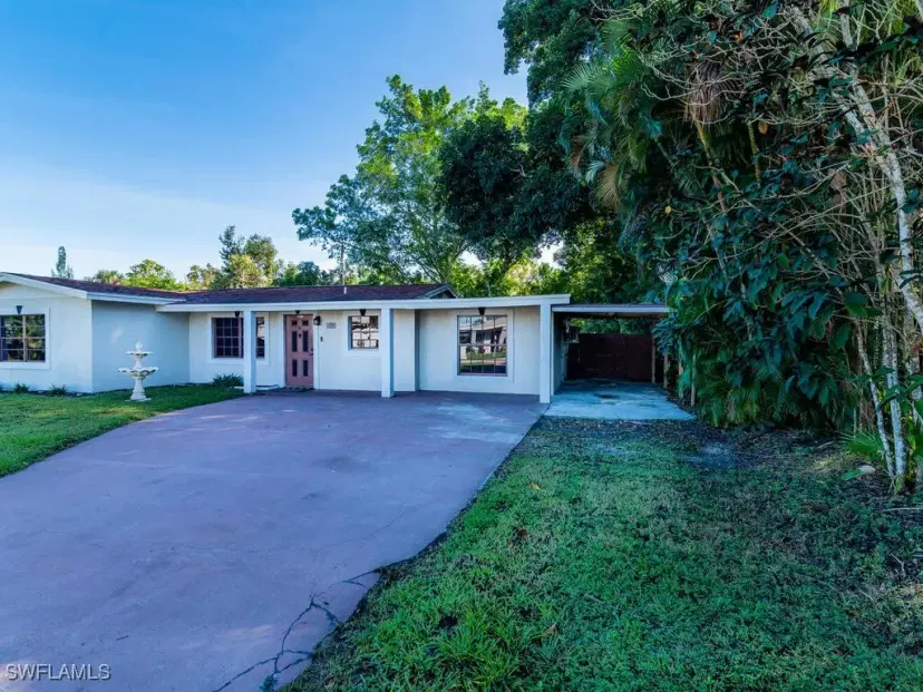 Picture of 1686 Temple Ter, North Fort Myers FL 33917