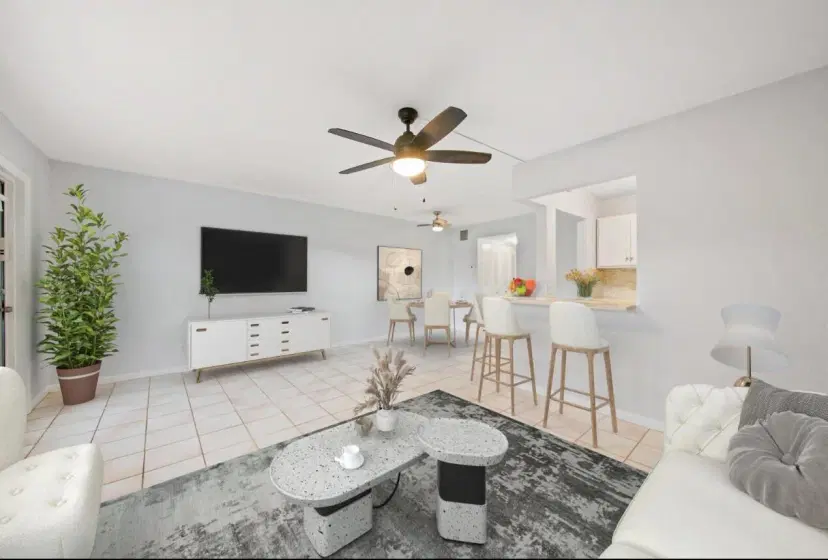 Picture of 377 Windsor Q, West Palm Beach FL 33417