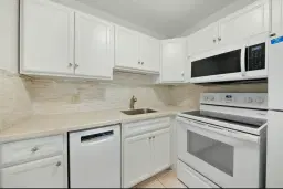 Picture of 377 Windsor Q, West Palm Beach, FL 33417