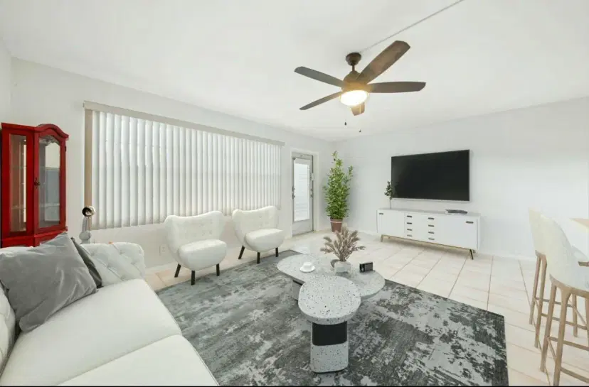Picture of 377 Windsor Q, West Palm Beach FL 33417