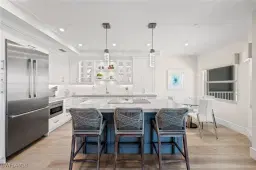Picture of 9577 Gulf Shore Dr 804, Naples, FL 34108