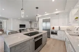 Picture of 9577 Gulf Shore Dr 804, Naples, FL 34108