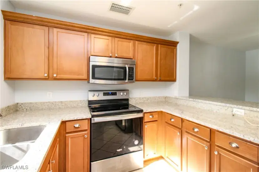 Picture of 9064 Gervais Cir 107, Naples FL 34120