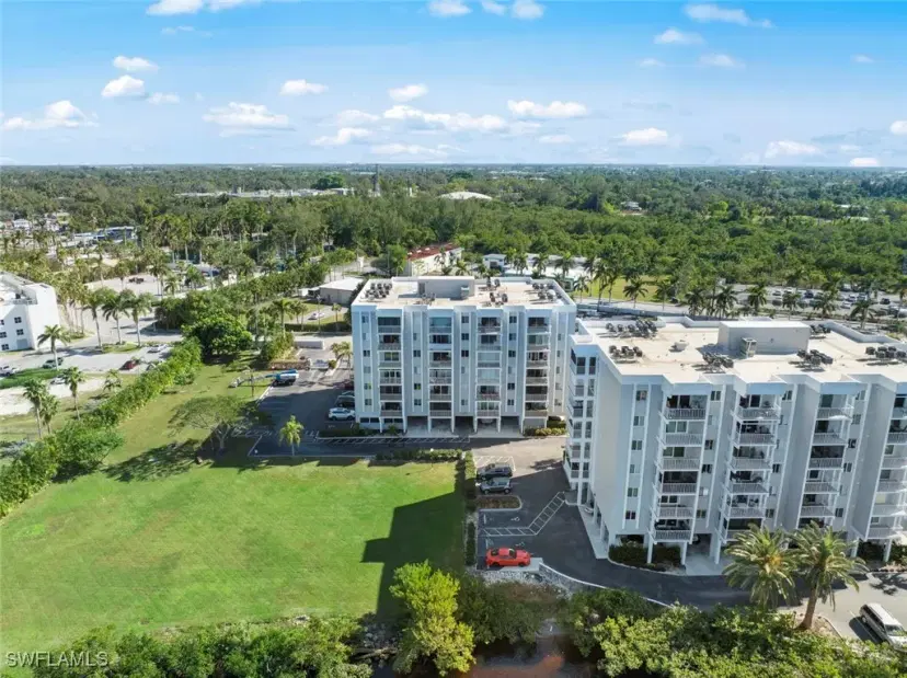 Picture of 2885 Palm Beach Blvd 301, Fort Myers FL 33916