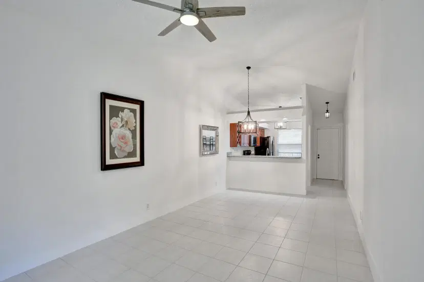 Picture of 1701 Sabal Ridge Circle G, Palm Beach Gardens FL 33418