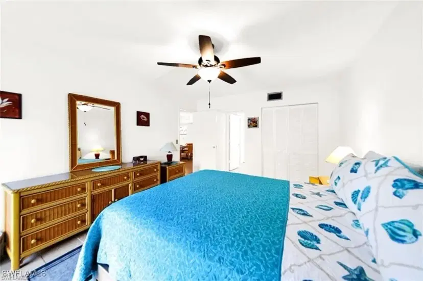 Picture of 12471 Mcgregor Blvd 8, Fort Myers FL 33919