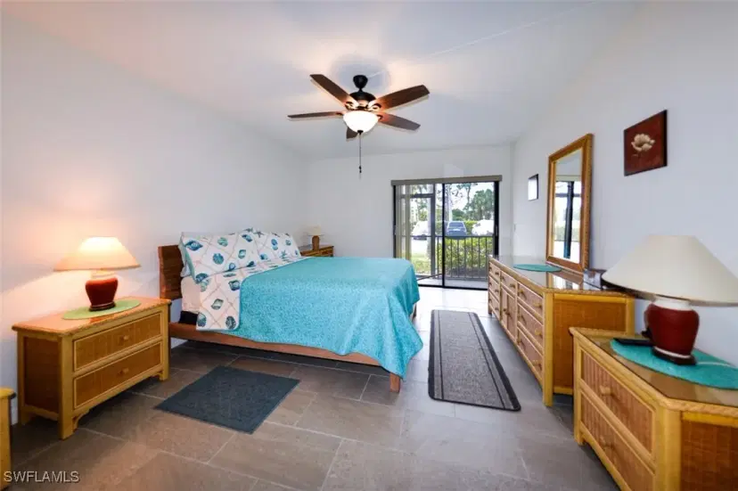 Picture of 12471 Mcgregor Blvd 8, Fort Myers FL 33919