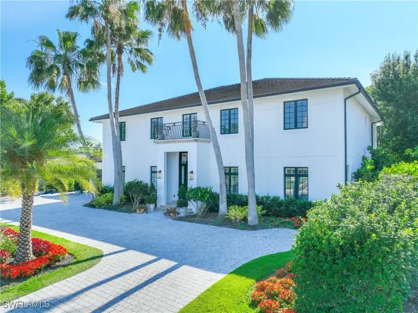 Picture of 55 E Burning Tree Dr, Naples FL 34105