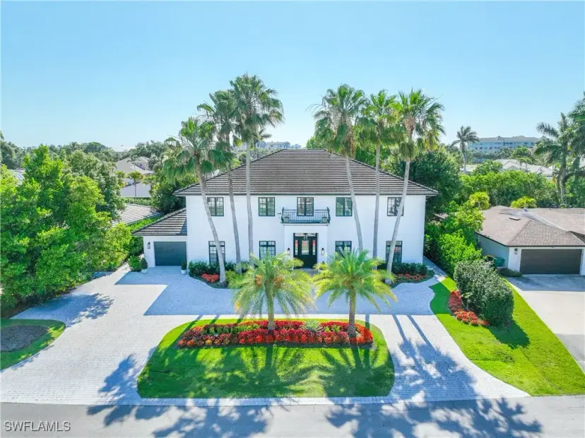 Picture of 55 E Burning Tree Dr, Naples FL 34105