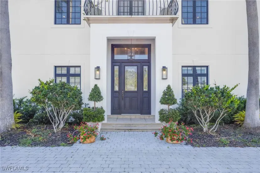 Picture of 55 E Burning Tree Dr, Naples FL 34105
