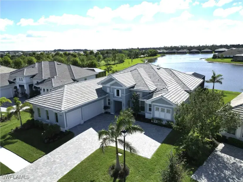 Picture of 14248 Laguna Springs Ln, Naples FL 34114